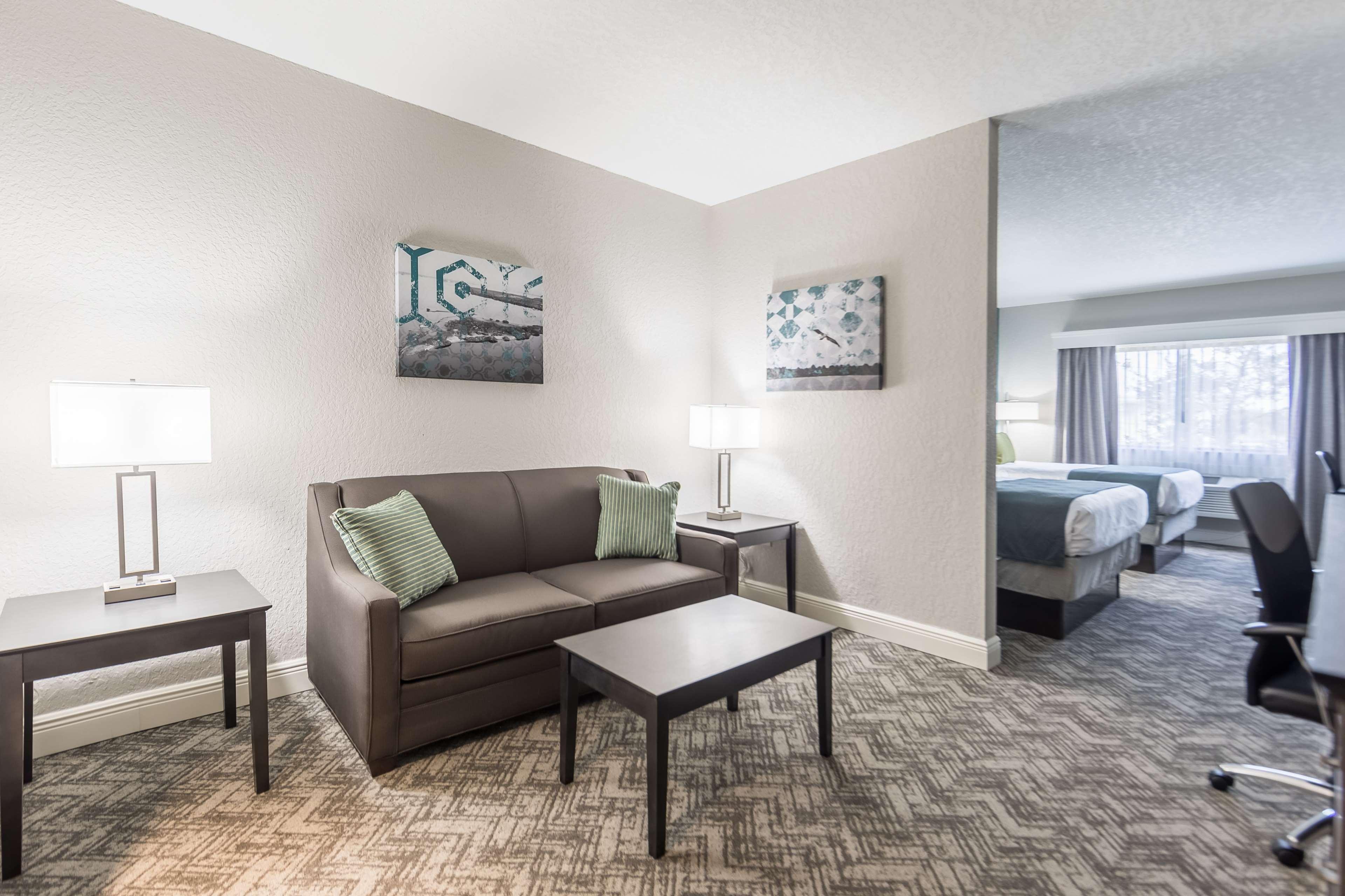 Best Western Plus Sebastian Hotel&Suites Exterior foto